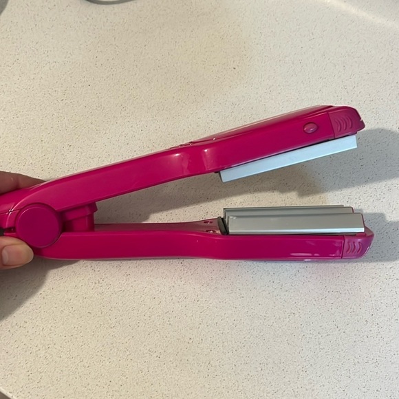 Conair Mini Crimper Pink - Picture 1 of 4